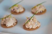 Tuna Salad Cracker Bites Recipe